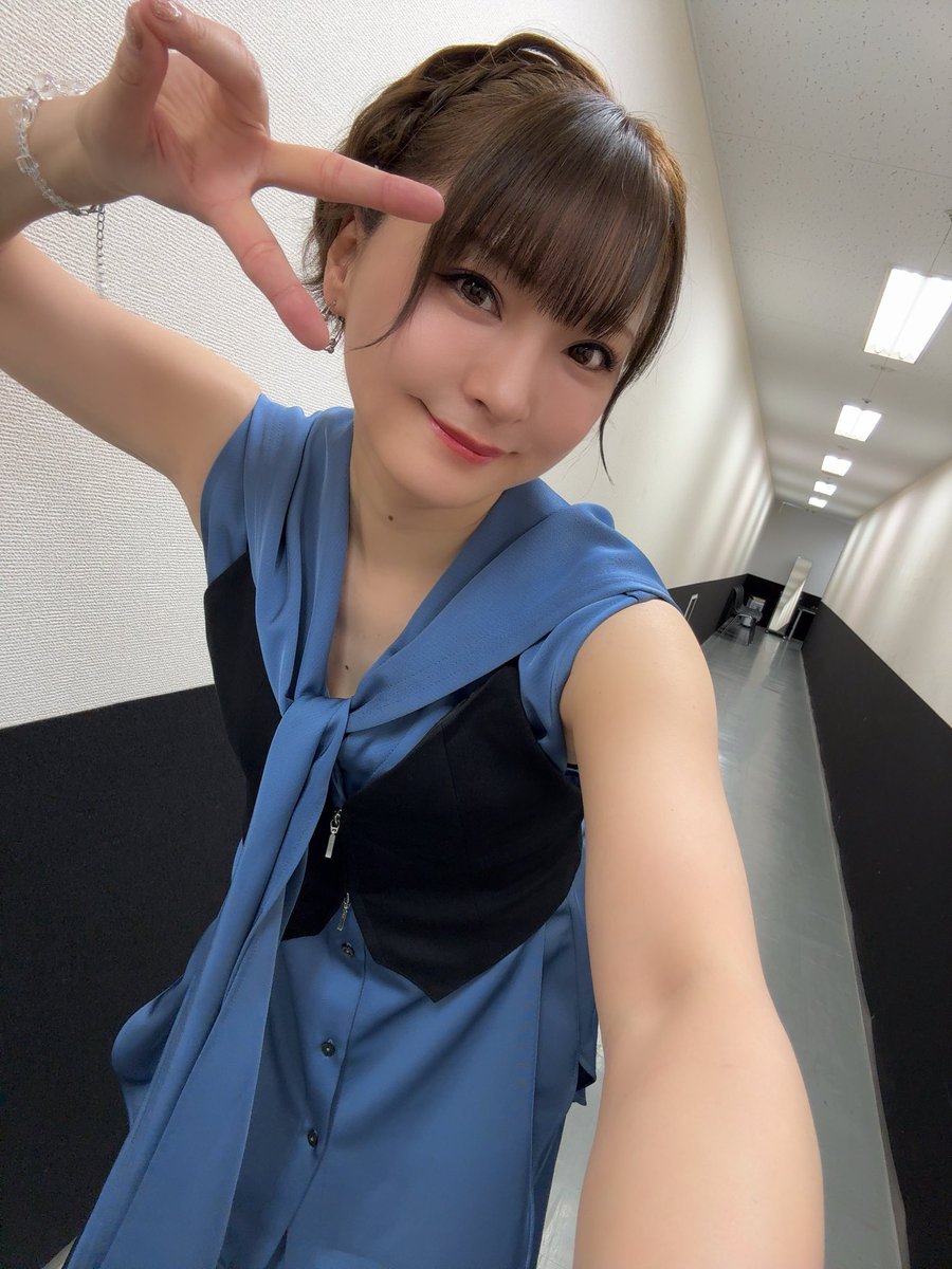 shiori_izawa's tweet photo. メイドインアビス深き魂の黎明リバイバル上映舞台挨拶、新宿バルト9！ありがとうございました！老若男女色々な探窟家の皆さんに会えて嬉しかったです！明日は池袋ですよー！ https://t.co/mETQNVeRPW