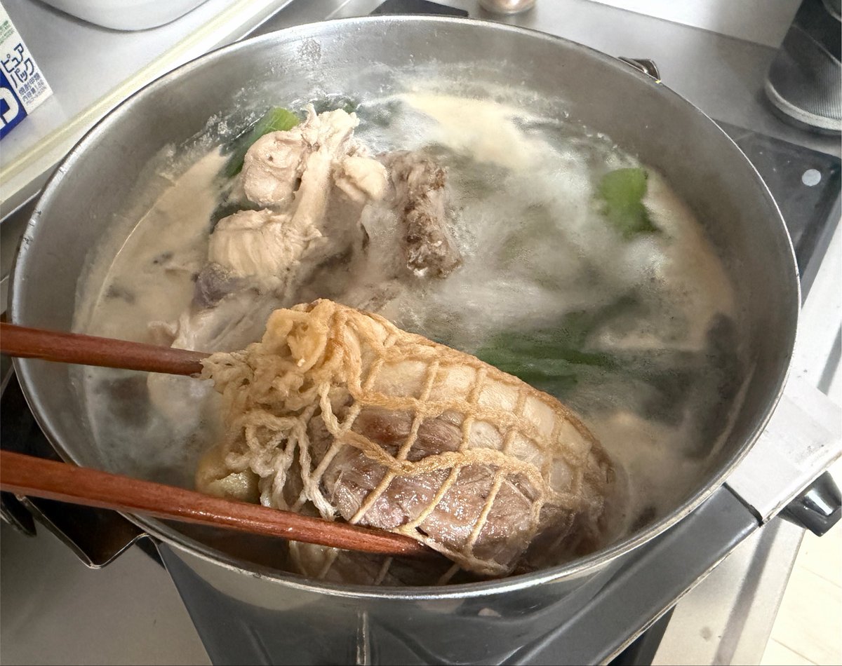 tkys20191214's tweet photo. ラメンを1から作ります。 https://t.co/9s0EQdTO9X