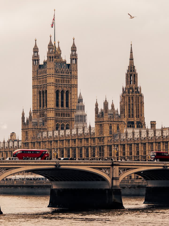 Business660608's tweet photo. London https://t.co/W6husnepLr