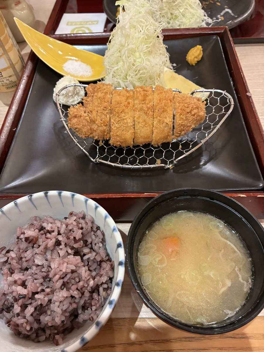 J31eOrvm6Ch6Exp's tweet photo. 晩ごはんいただきます😊 https://t.co/0J1Ht4bh6v