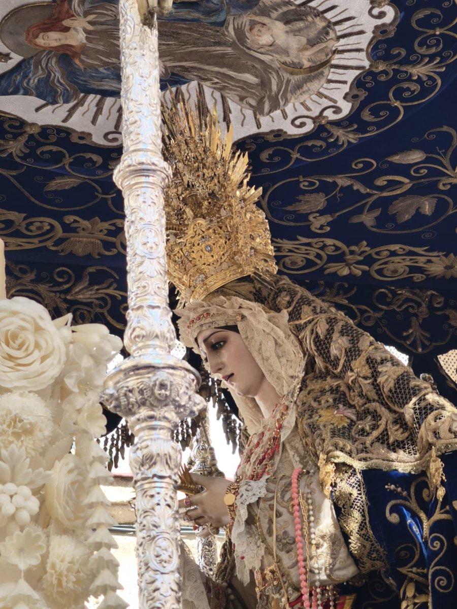 BMjulianCerdan's tweet photo. En la noche de ayer, durante la "I Gala Cofrade", organizada por la gaditana Hermandad de la Vera Cruz, nuestra querida @LaPalmaCadiz  obtuvo el reconocimiento al mejor repertorio musical de la Semana Santa 2026. Damos la enhorabuena a su Hermano Mayor, su Junta de Gobierno y a Adrián Cuez, encargado musical de la Hermandad, por este reconocimiento.

Si quieres ver las estadísticas del mejor repertorio de la Semana Santa de Cádiz, aquí lo tienes.
https://t.co/5LZ8HMVHsa

#SuenaJuliánCerdán
