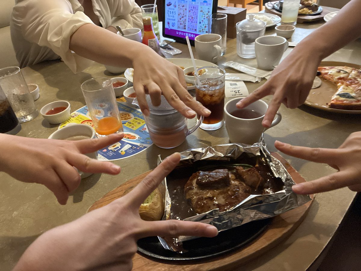 2525Raven's tweet photo. ✌️🍖 https://t.co/g7sj9m23i9