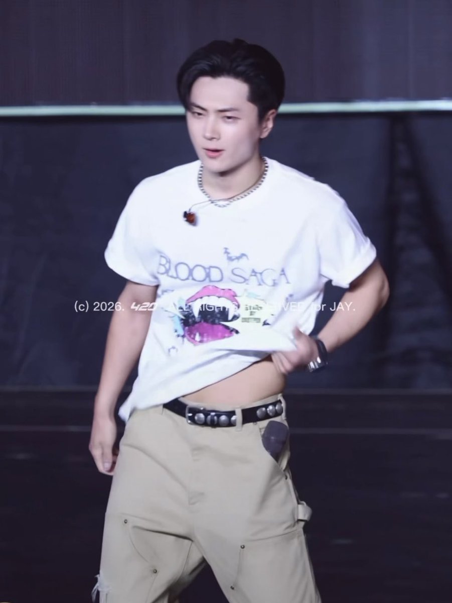 catstarpjs's tweet photo. I bet you stopped scrolling #jay https://t.co/JoWG2giN96