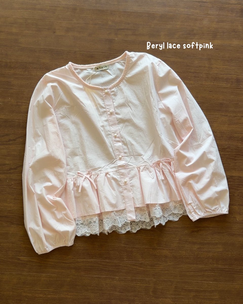 chaeinxz's tweet photo. beryl blouse
https://t.co/zmkW0EBfUy https://t.co/ugjH8XT5J1