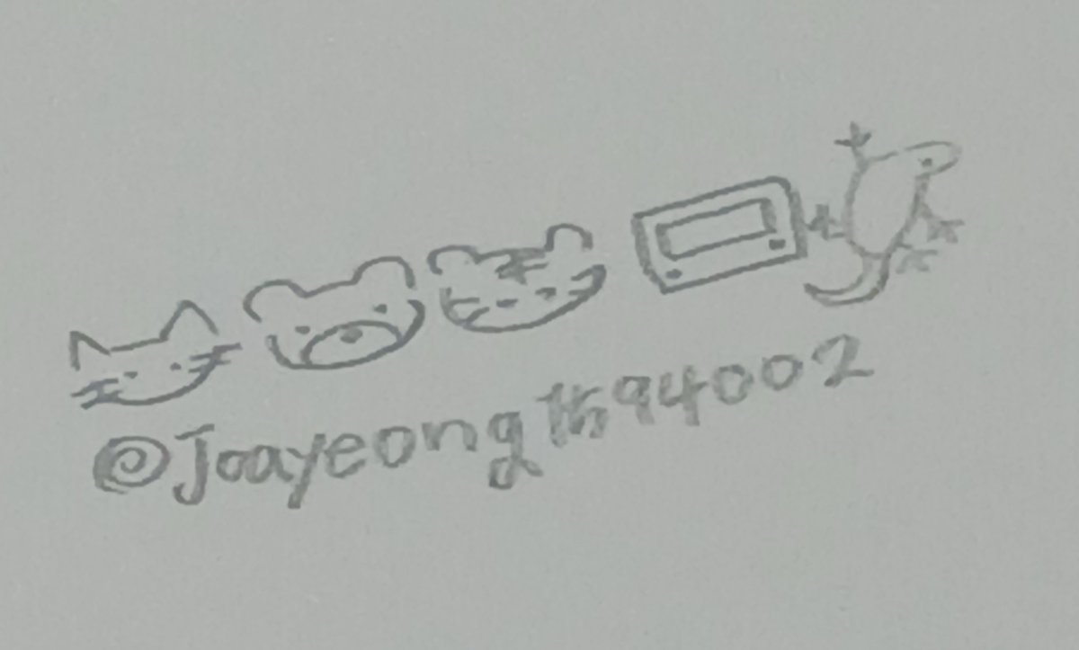 J3_1010n's tweet photo. @joayeong1594002 
제가 진짜 진심 정말 도마뱀을 쌩판 처음 그려봐요 https://t.co/p64XzGcWqw