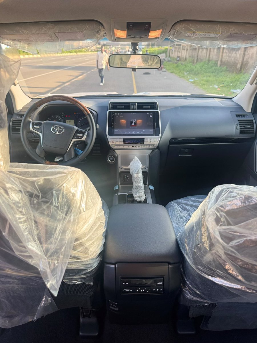 humble_Bash1's tweet photo. BRAND NEW TOYOTA PRADO VX.R V6 2024 MODEL GOING FOR JUST 125M LOCATION ABUJA, DM OR WHATSAPP 09077670304 https://t.co/Ds6iWleSpu