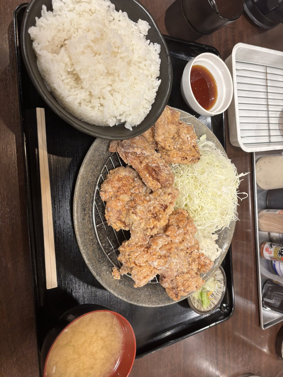 suger_tom's tweet photo. ふぅ…
美味しかった。走ったからカロリーほぼ相殺だわ https://t.co/x4nHBC8dVA