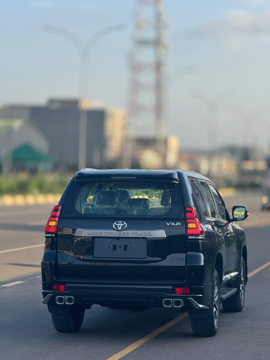 humble_Bash1's tweet photo. BRAND NEW TOYOTA PRADO VX.R V6 2024 MODEL GOING FOR JUST 125M LOCATION ABUJA, DM OR WHATSAPP 09077670304 https://t.co/Ds6iWleSpu