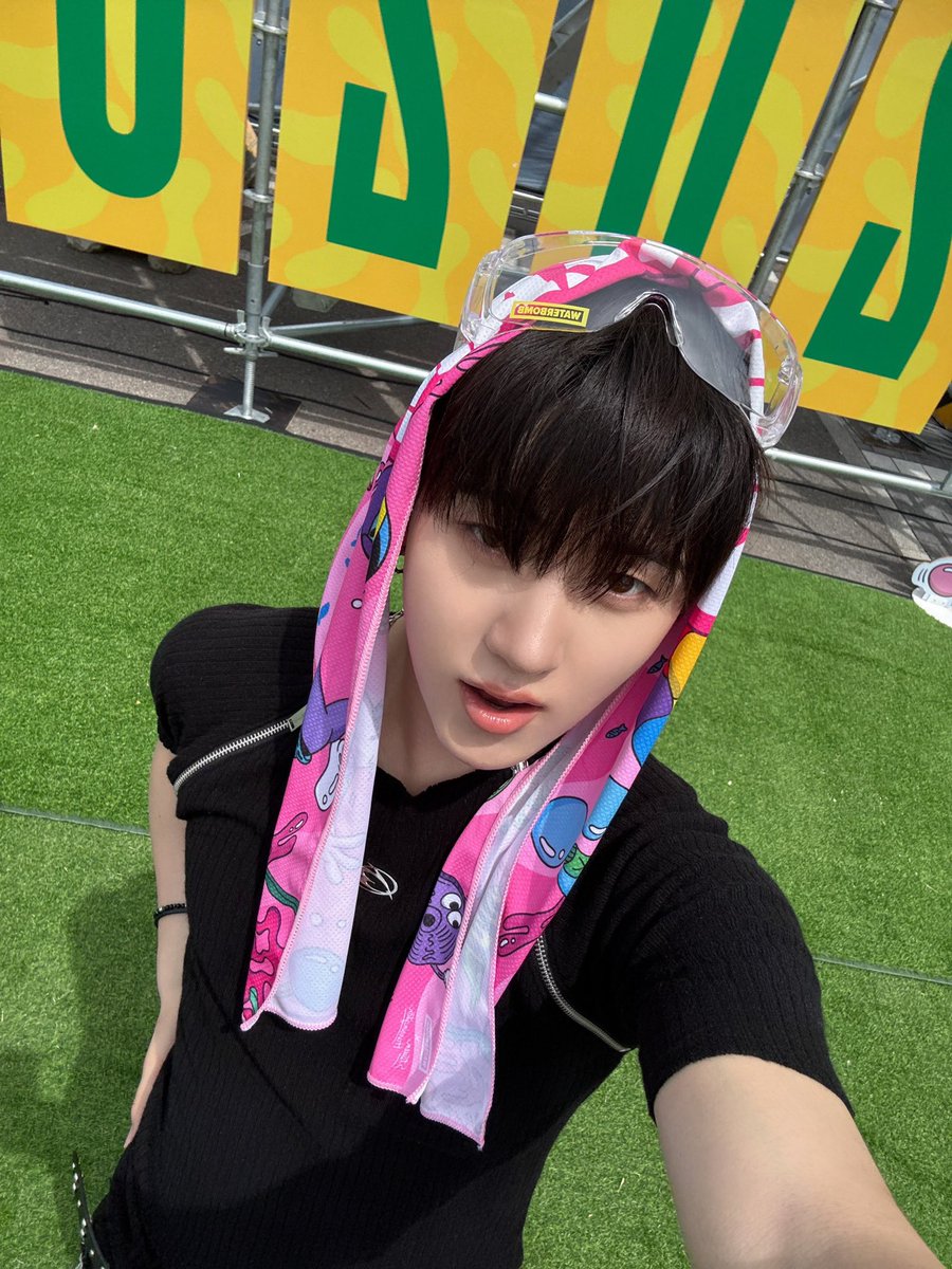 kyejoeum's tweet photo. 이거 ㅈ  ㄴ좋다
내안의읍레콤을자극함.. 죄송해요 https://t.co/txaxNzwM4A