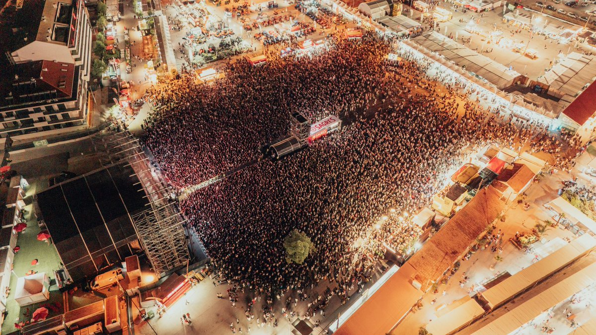 Maraisa's tweet photo. Show em Cantanhede, Portugal 🇵🇹 
Evento: Expofacic 2026. 

#TourPortugal2026MeM🇵🇹 https://t.co/BYIqMvI1Rn