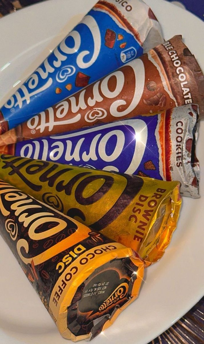 infoNusant3ubc's tweet photo. Lebih suka es krim Magnum atau es krim Cornetto? https://t.co/Dm0kzy0UDM
