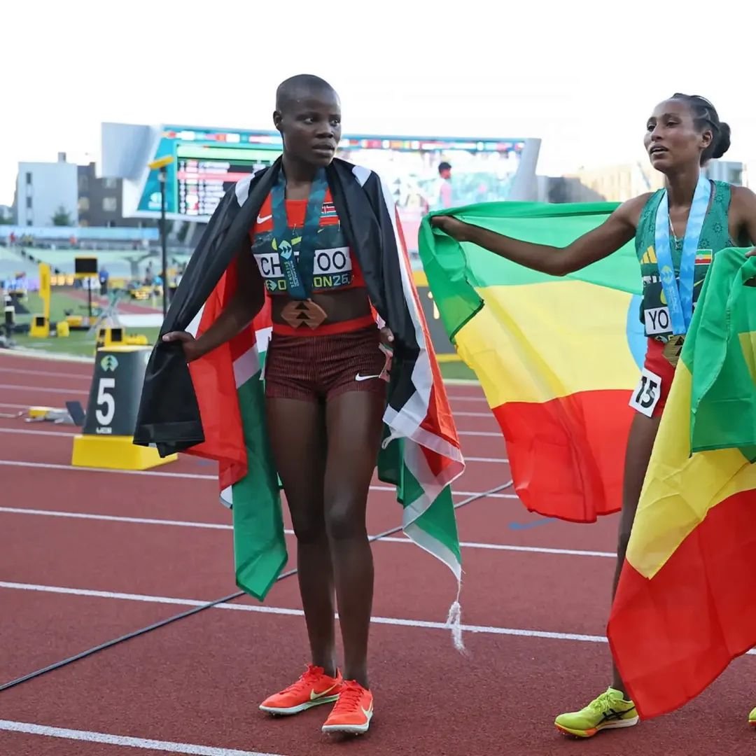 WOLIMASidama1's tweet photo. Ethiopia claimed gold and silver, with Almaz Yohannis clocking a WU20-leading 9:15.81 to win the title, while Wosane Asefa finished second in 9:30.50.

#WorldAthleticsU20 https://t.co/G1CCpdJamX