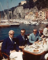 stoicmen_'s tweet photo. HABITS I STOLE FROM WEALTHY PEOPLE

1. The One Phone Rule https://t.co/ID8bK8Jmu2