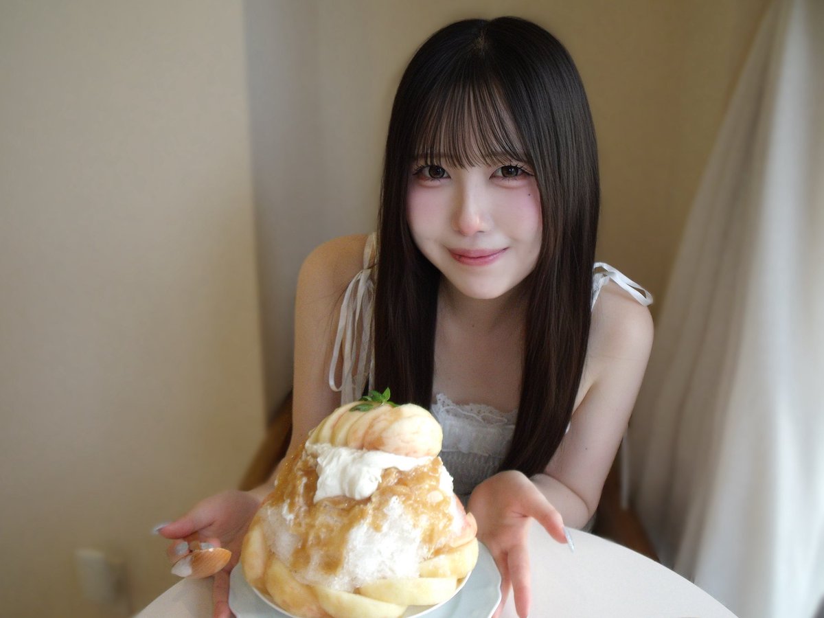 ten_Yo2La's tweet photo. 夏の思い出、一緒に作ろ 🫧💫 https://t.co/jv3SoSY3le