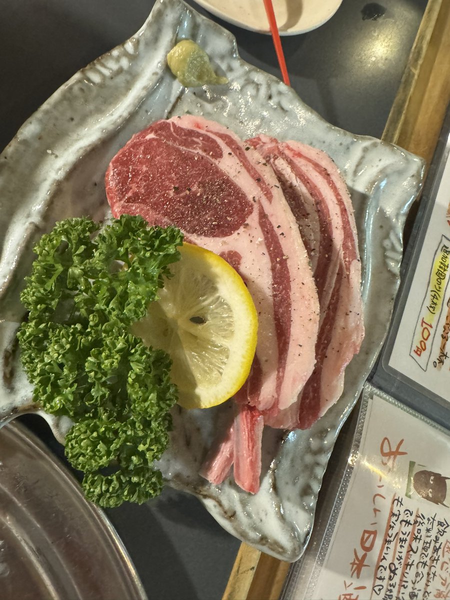td05h's tweet photo. 苫小牧でジンギスカン。
#ジンギスカンねぎぼーず https://t.co/ZlddsKJaW1