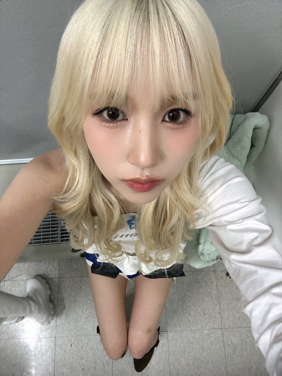 jjbapill's tweet photo. describing myself with kpop idols 

- age (2007)
- height (158cm)
- zodiac sign (aries)
- mbti (infp/isfp?) https://t.co/uFX2Y16QOt