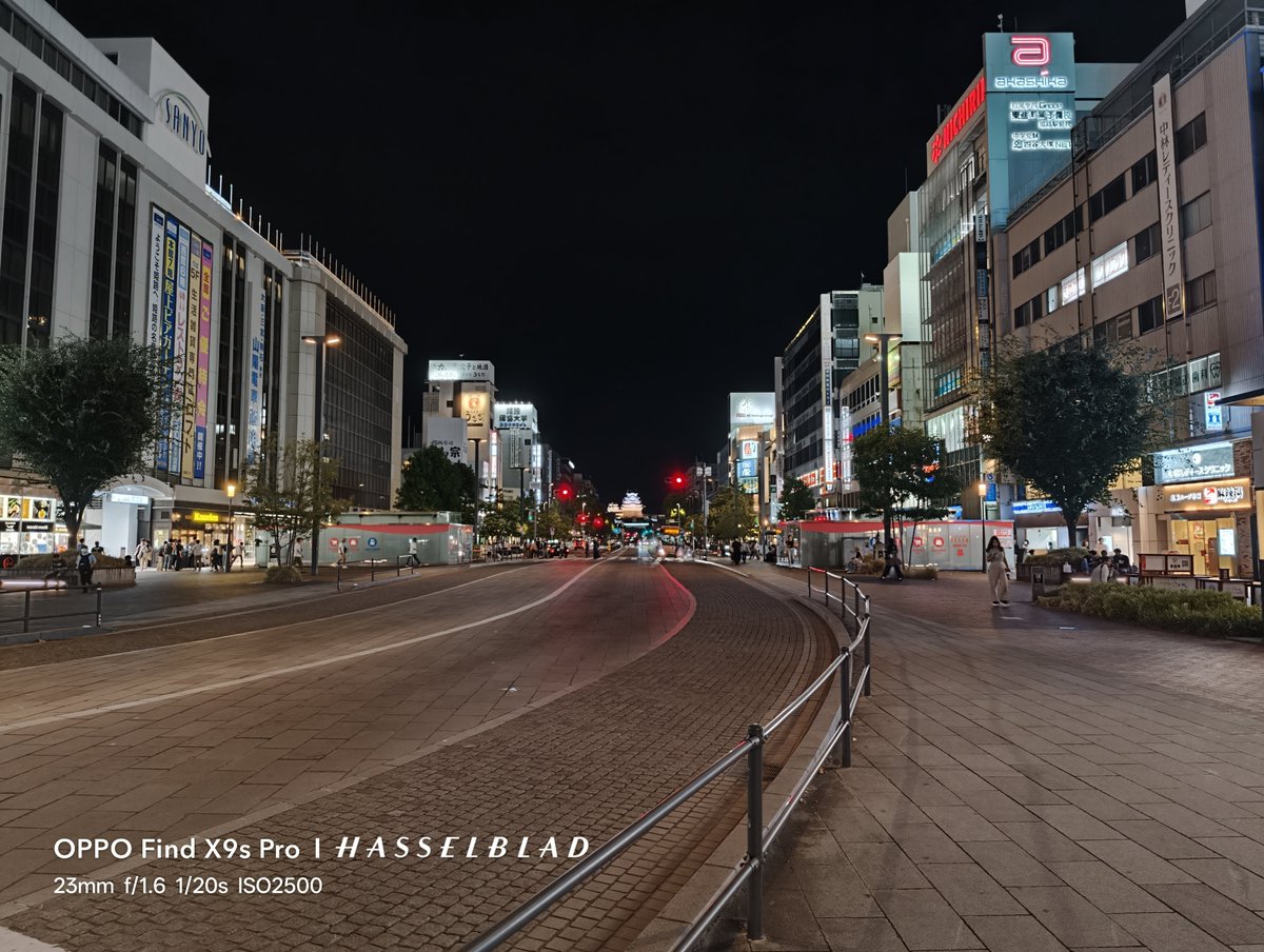 Rapid_Huawei's tweet photo. OPPO Find X9s Proで姫路城
1倍、12.4倍、30倍、120倍
これはすごい https://t.co/D5r40lTExG