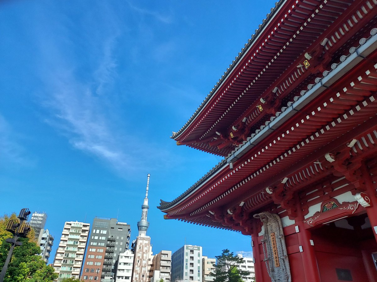 show0440's tweet photo. 昼間と夜の浅草 https://t.co/0zb5x44MqC