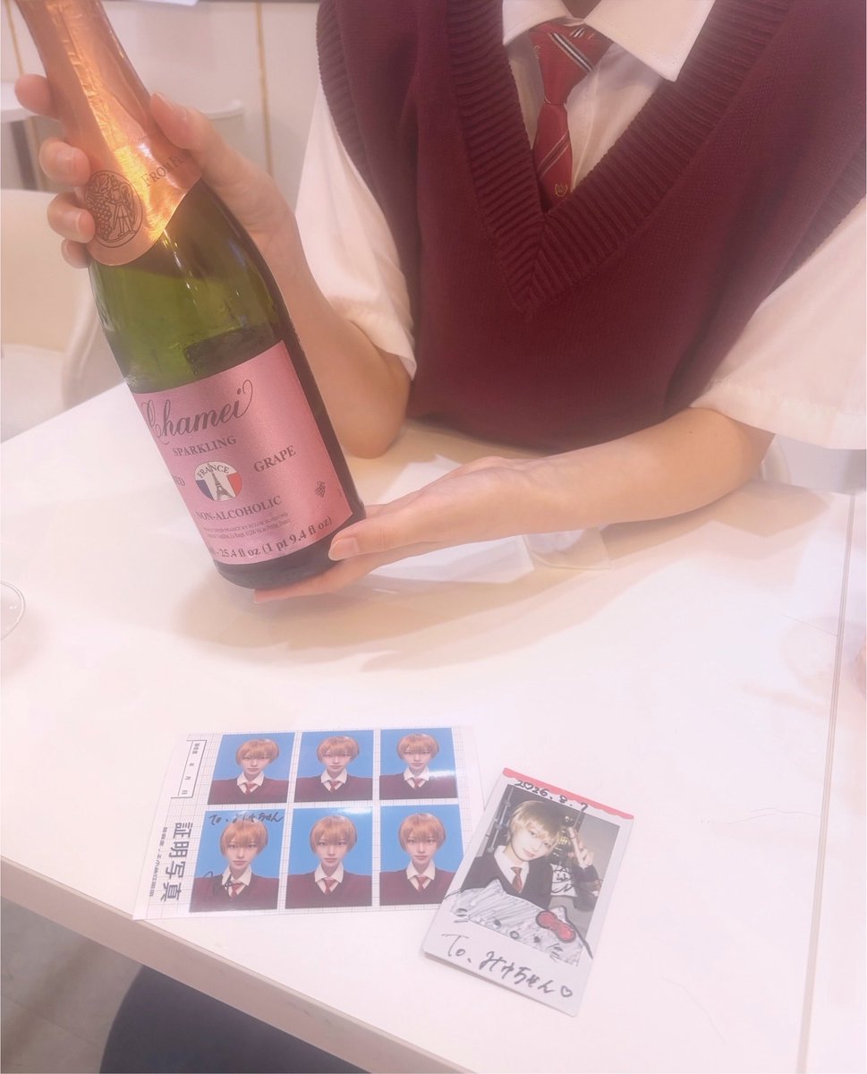 _q2o3's tweet photo. ⟡ 2026.08.07 ⟡
#RIAるたいむ中継 #こもガール #契くんみて https://t.co/DSOcB8TZzm