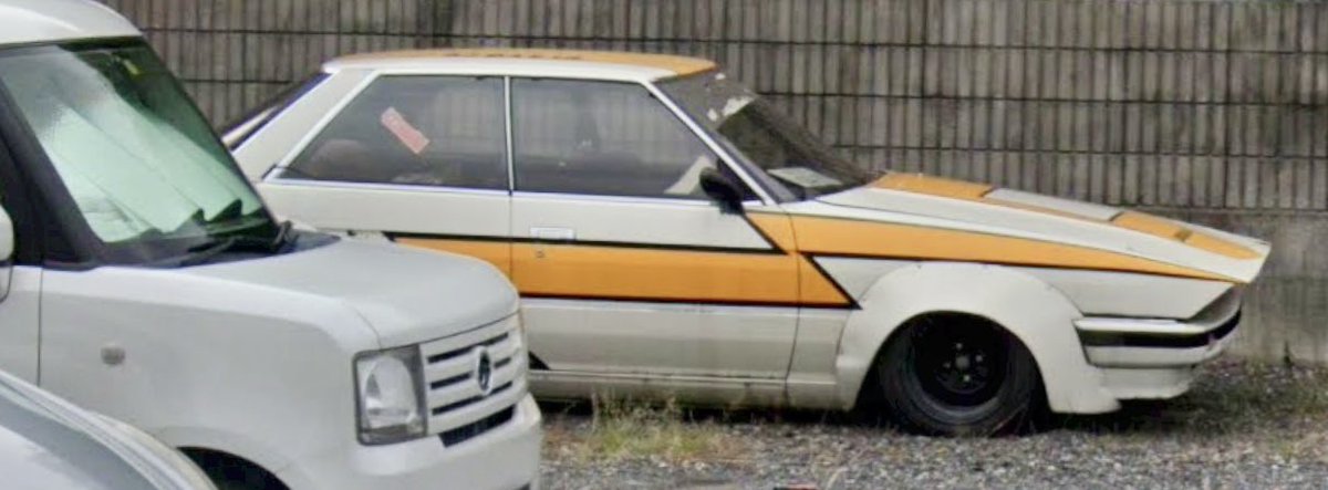 iseeb1015's tweet photo. 残念ながら撤去されてしまった廃車体Part53
※1枚目は一般車両に変わっていたため詳細は不明です。
#草ヒロ　#放置車　#廃車体 https://t.co/KJM9tXAOaD