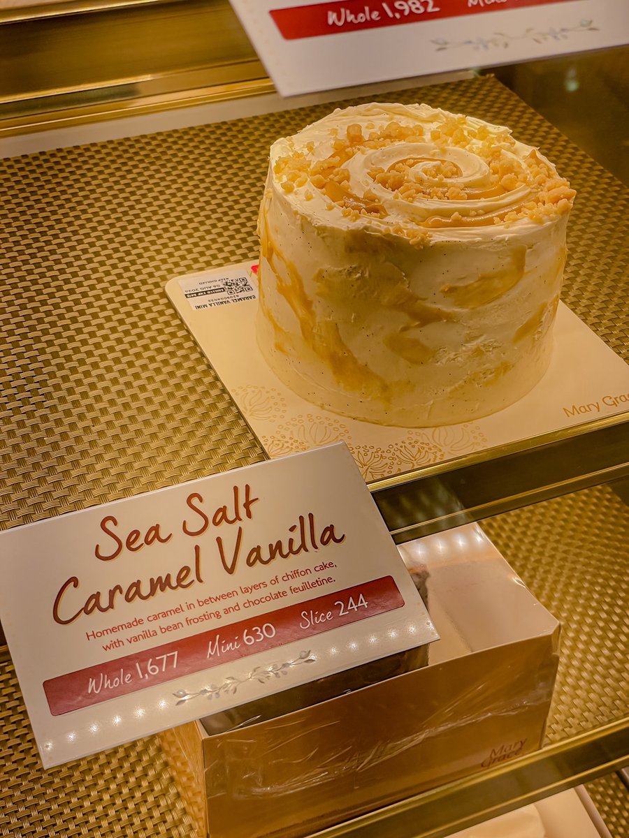 kunjunim's tweet photo. A little sweetness for my son’s birthday. 🎂🤎 celebrated with a Sea Salt Caramel Vanilla #cake from #MaryGraceCafe https://t.co/wuuBoAjSvL