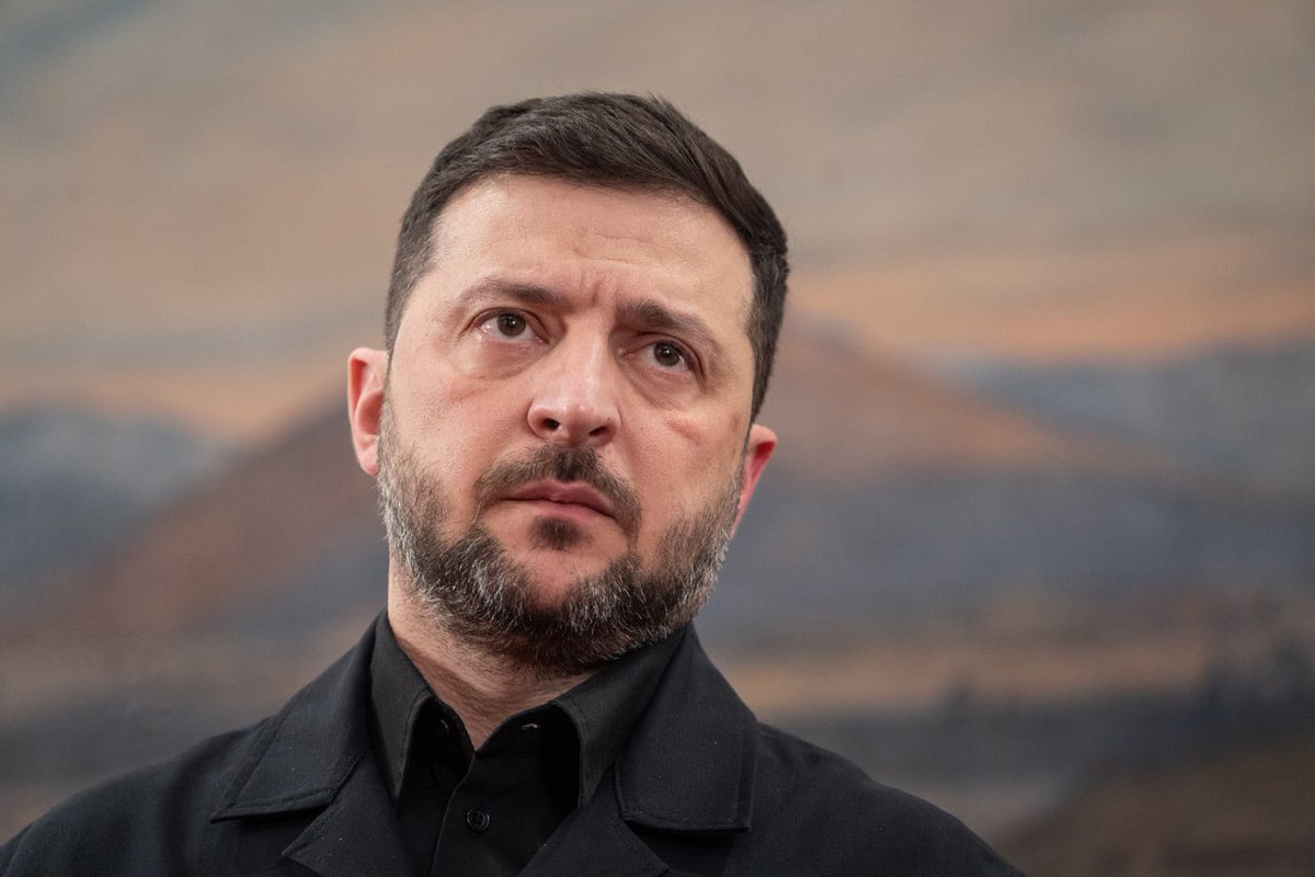 Maks_NAFO_FELLA's tweet photo. 🚀 Zelensky: "🇩🇪Germans have air defence missiles, 🇵🇱Poles have it. These are the ones who can seriously help. With all due respect and gratitude to Germany, it really helped. And Poland helped. But we say who can give. I'm telling you frankly."

Also, according to him, 🇳🇱the Netherlands and the Nordic countries are helping Ukraine with missiles.