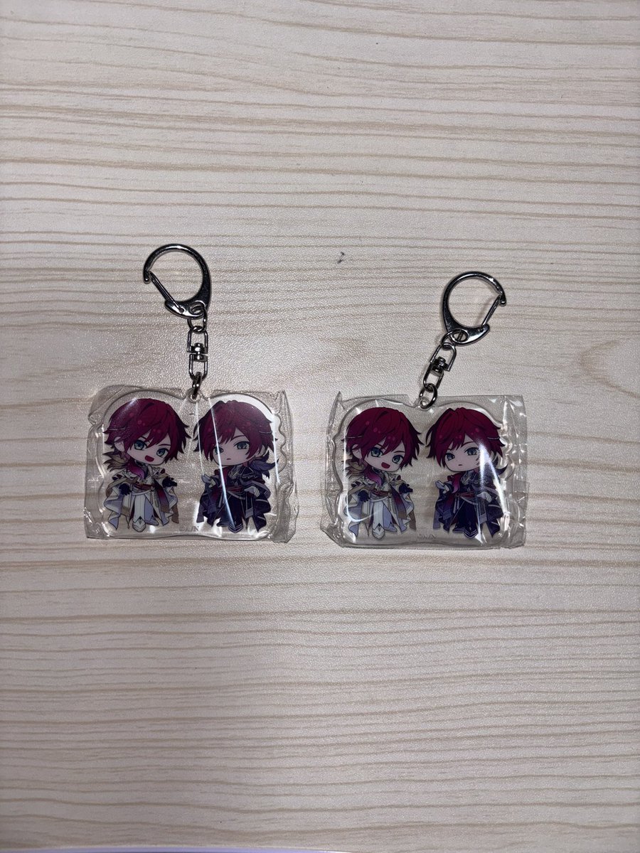 YpwJb's tweet photo. 【交換】 にじさんじ ローレン・イロアス　
1st LIVE FACE カプセルトイ

譲) 画像1枚目 🗝💸

求) 画像2枚目 🗝💸

郵送での交換希望
検索からでもお気軽にお声掛けください https://t.co/BqjePbGEht