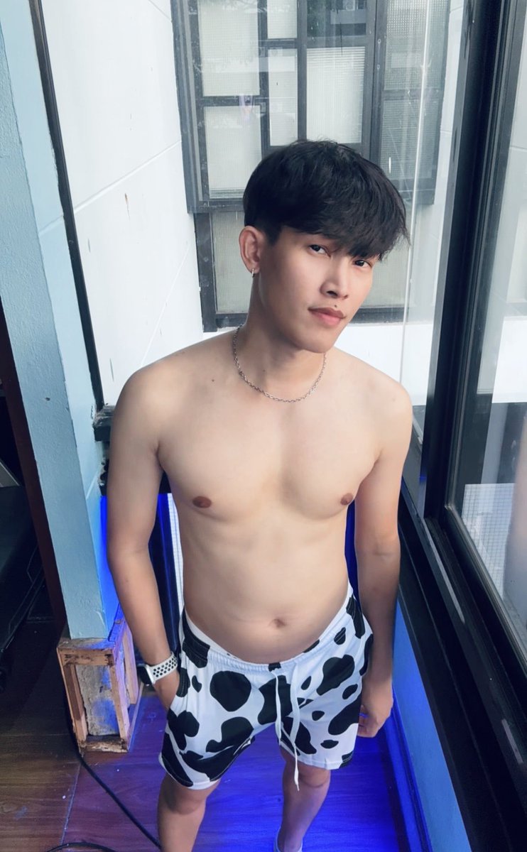 Momosia5's tweet photo. นี่อุตส่าห์เลิกทำX ทำไมมันยังไม่มีแฟนอีกน้่าา 🥲 
.
Ig: ginosuper_ https://t.co/hoN2xunDnh