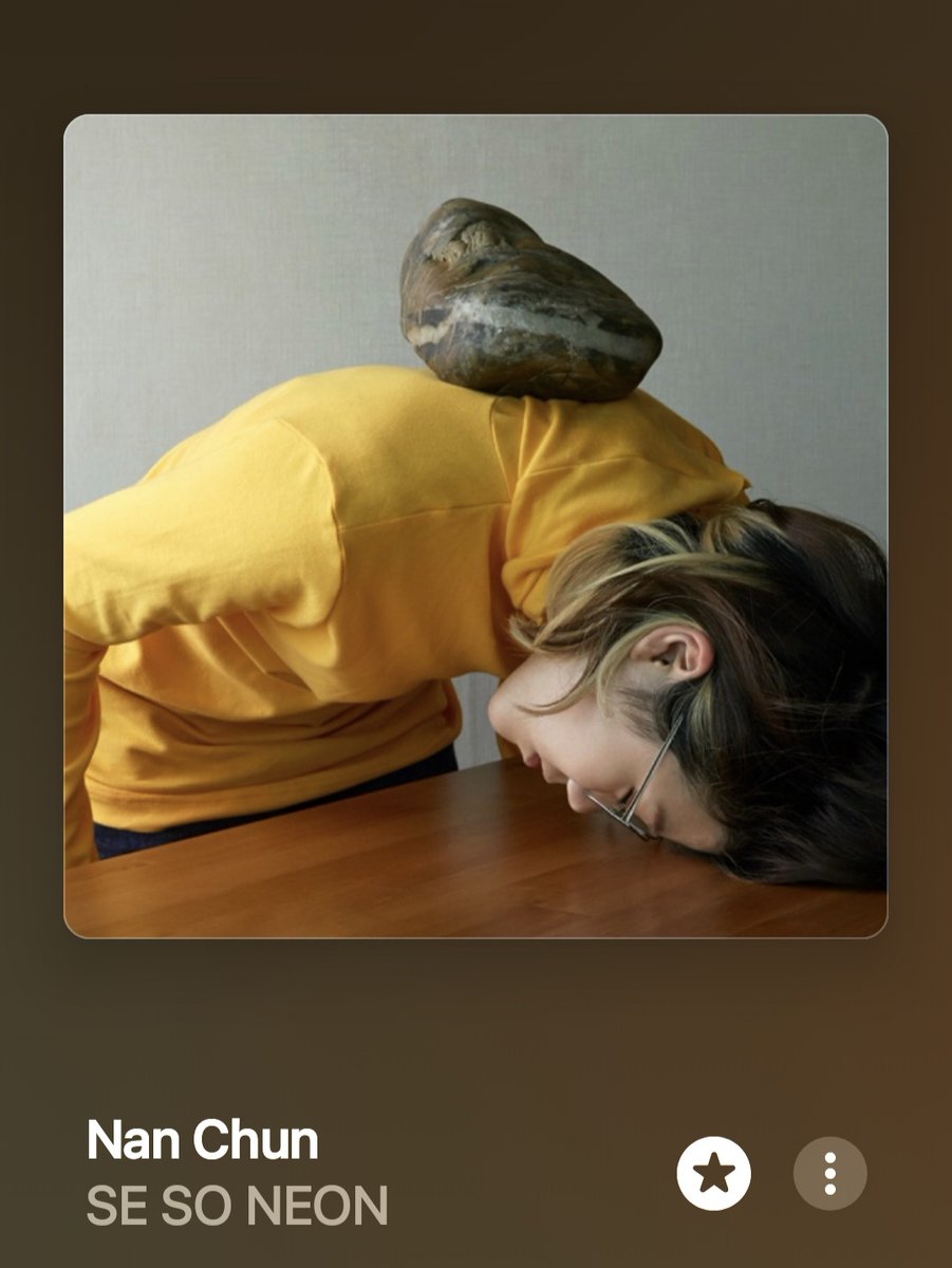 PhoenixFrog2767's tweet photo. Found this song while studying last night.
Nan Chin by Se So Neon ^^ https://t.co/yIHu6w87xB
