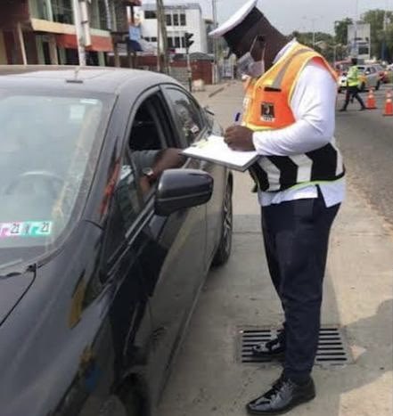 cdrafrica's tweet photo. 🇬🇭 Drivers are no longer required to hand over their original driving licences to police officers under the new law, according to the MTTD. https://t.co/ICVvfSx2oF