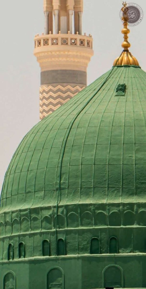 EmadAlDesouki's tweet photo. أَغَرُّ لا يمنعُ الراجينَ ما سأَلوا
ويمنَعُ الجار من ضَيمٍ ومن حَرَمِ.

صلى الله عليه وعلى آله وسلم. https://t.co/2pMWRH2Tih