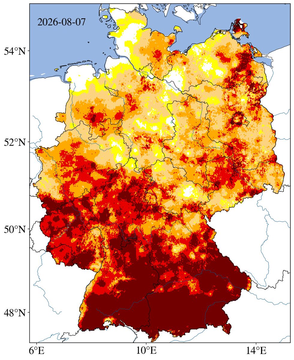 SchaafAmBerg's tweet photo. Der UFZ-Dürremonitor vom 07.08.2026 zeigt bei den dunkelbraunen Flächen eine 50-jährige Dürre an. Bayern und BW befinden sich in einem historischen Dürrezustand.
Gegen die Dürre empfiehlt Frau Katherina Reiche den Einbau neuer Öl- und Gasheizungen bis 2045.
Die SPD stimmt zu. https://t.co/icqAEGmBsD