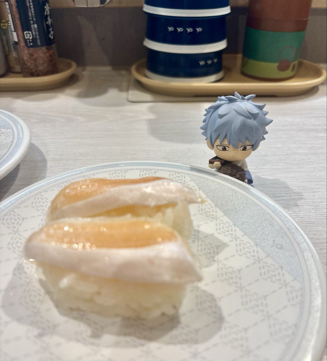 menmen0144's tweet photo. 仕事疲れたので銀時に付き合ってもらってもりもり食べた🍣 https://t.co/fgAFQ6esw9