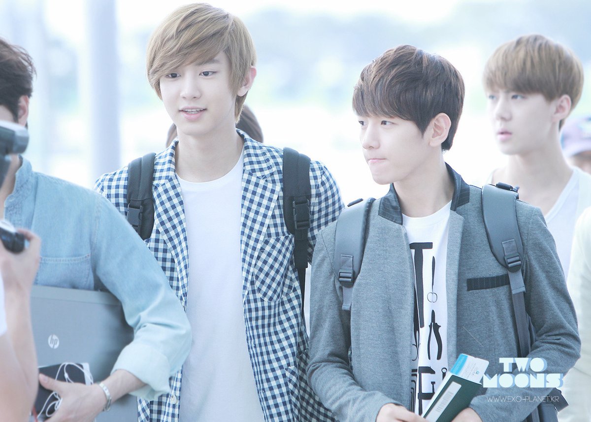 thecbarchives's tweet photo. 120609 | Incheon Airport

© two moons | do not edit or remove the logo

#Chanyeol #Baekhyun #Chanbaek #찬백