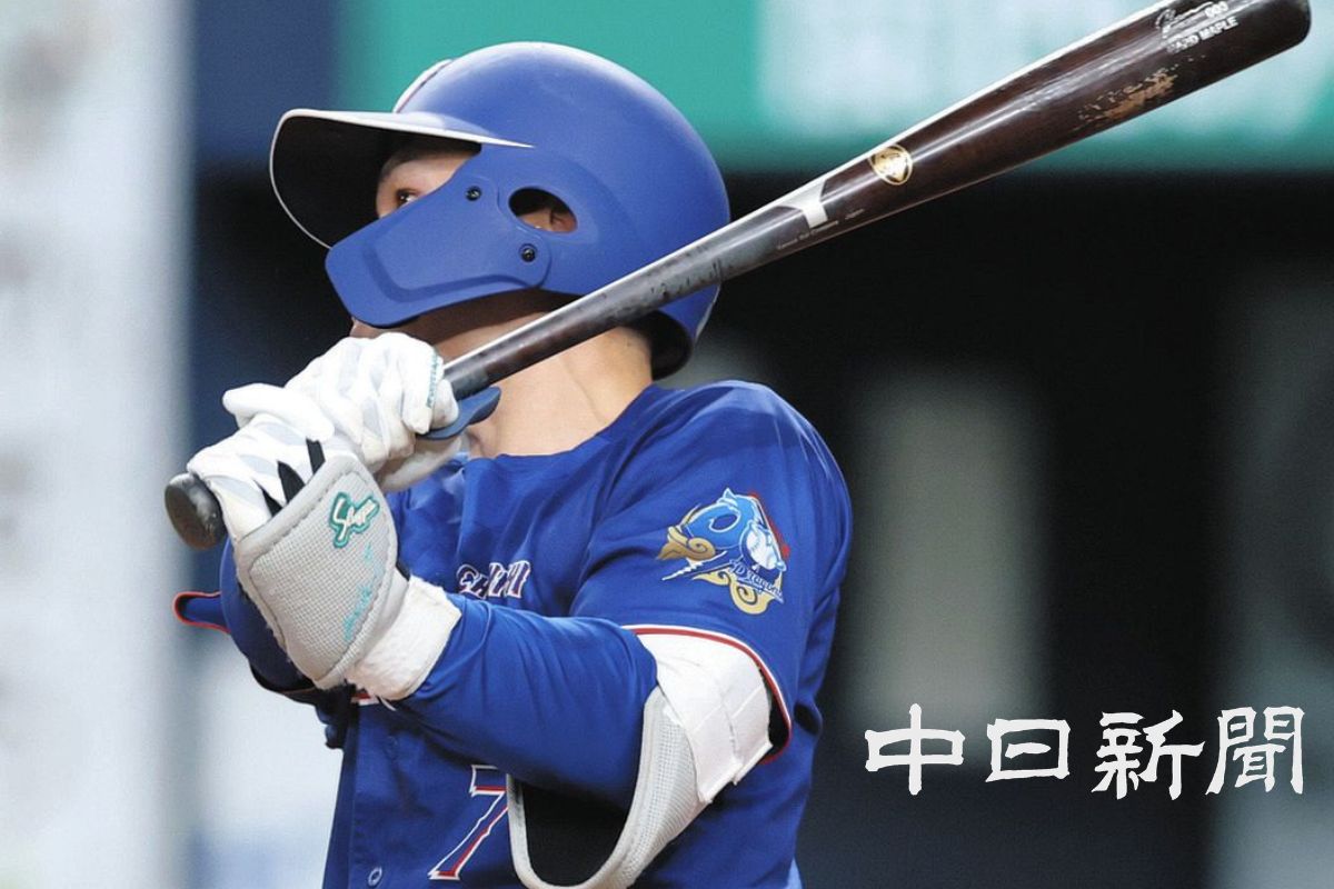 chunichi_denhen's tweet photo. どらほー！！ 福永裕基が快音を響かせました！
 ▼プレミアムコンテンツはこちら
https://t.co/iQd0EUVo61 
#中日ドラゴンズ https://t.co/YBva9gYVOs