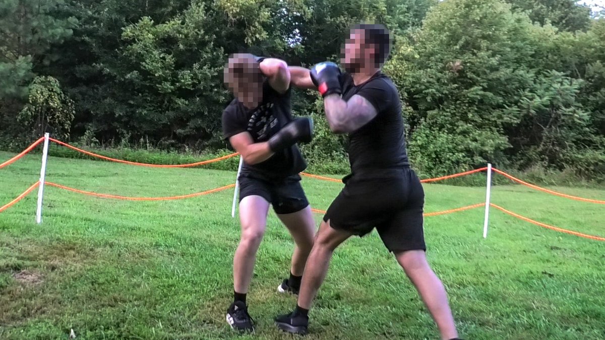 SouthernSaxonAC's tweet photo. Southern Saxon conducted a training activity near Charlotte, North Carolina.

Members engaged in a workout that included cardio, boxing drills and sparring matches.

@SouthernSaxonAC | @FolkishVanguard https://t.co/b58VLN8NU1
