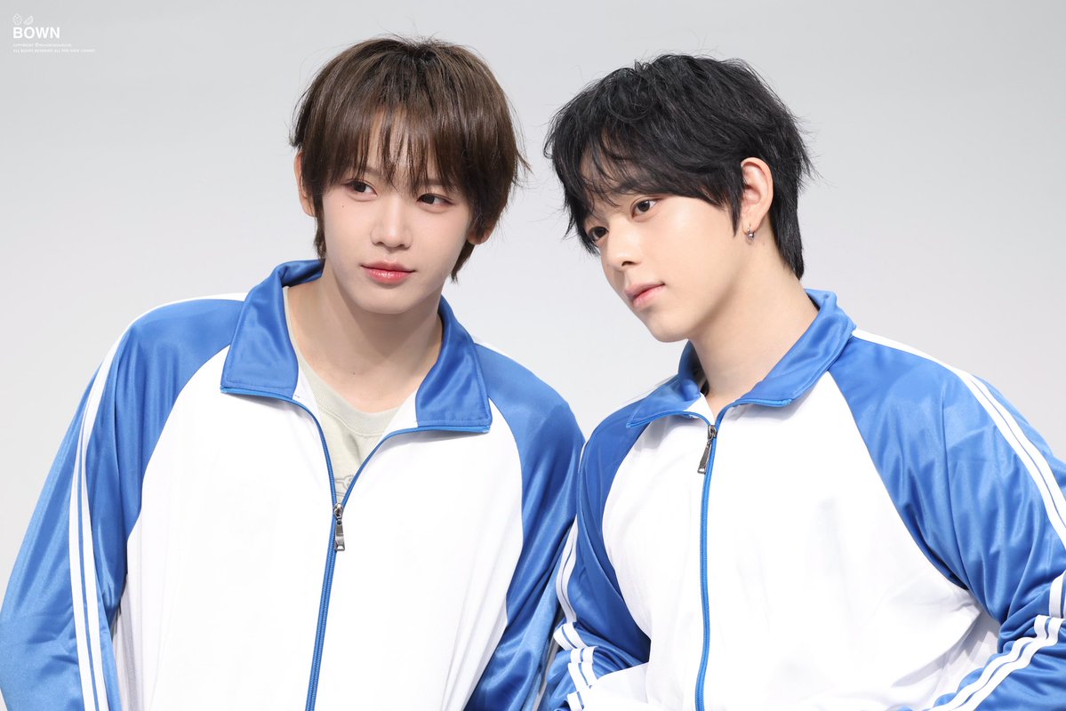 BornWithlovEO26's tweet photo. 260808

#AHOF #SHUAIBO #CHIHEN
#아홉 #장슈아이보 #즈언 
#즈뾰 #CHIHBO https://t.co/sTet6EF8nR