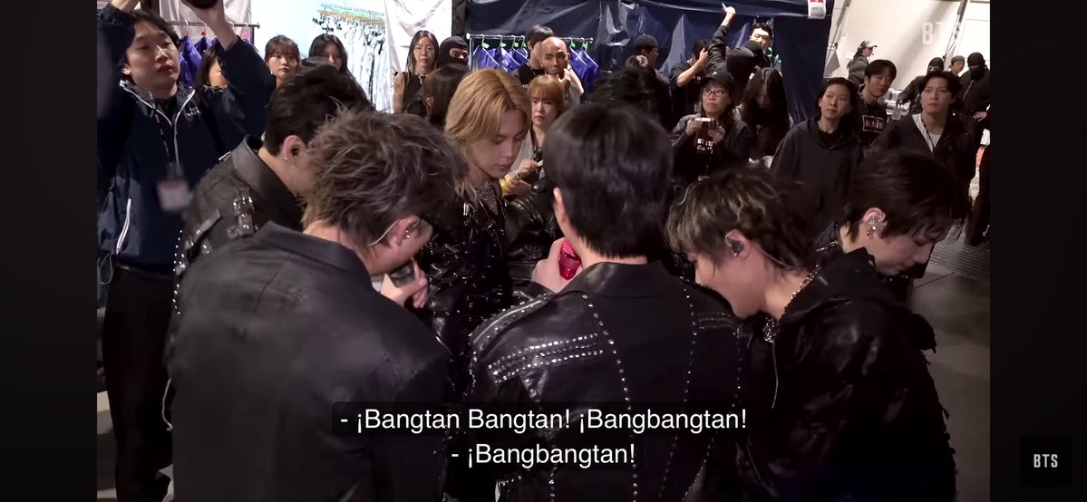 jaz_grb's tweet photo. Como extraño a los BTS, gracias D4 en las Vegas 🫂⭐️, te amaré toda mi vida 💜 https://t.co/vFwGwSLhAG