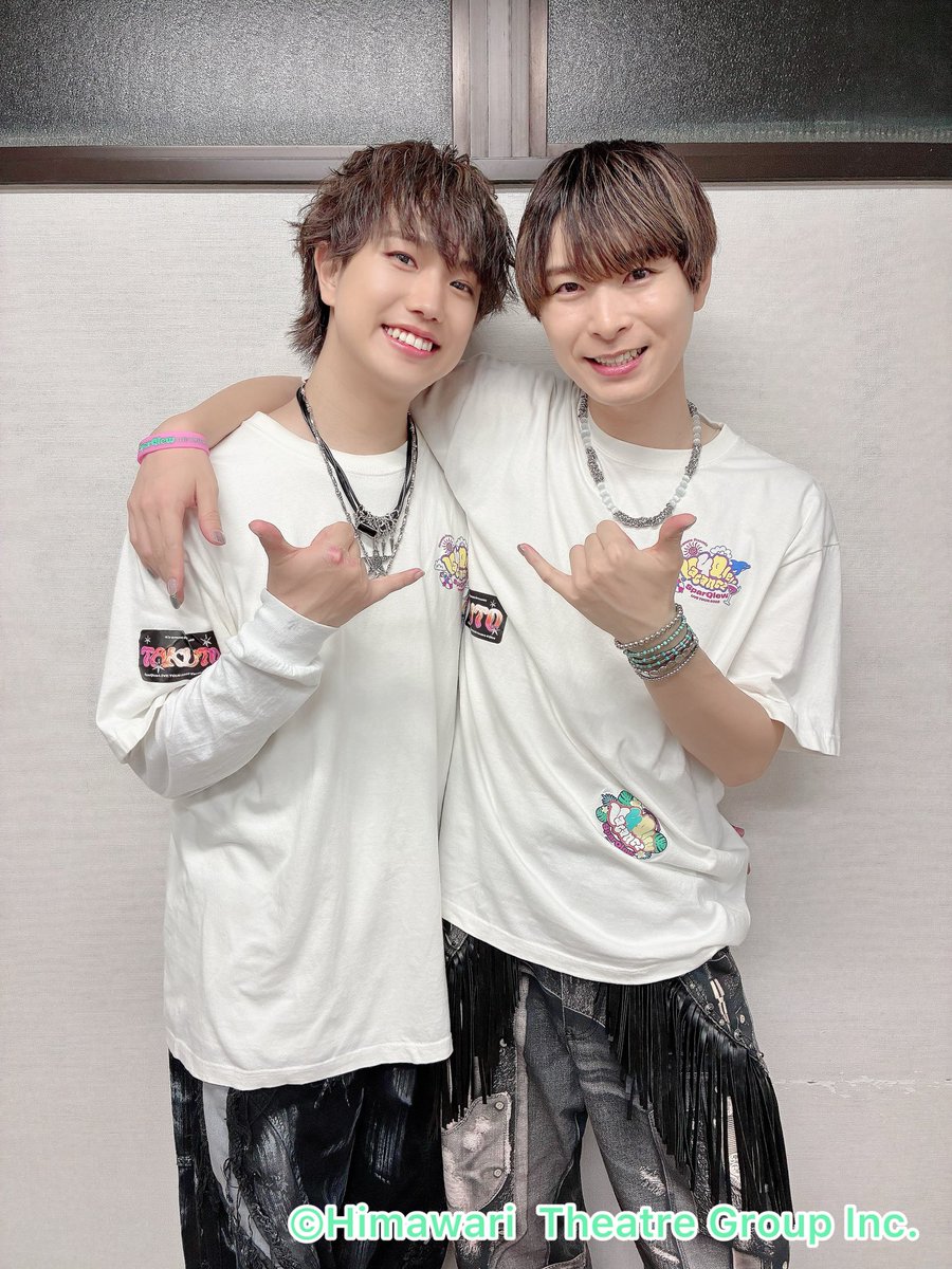 himawari_press's tweet photo. 【#上村祐翔、#吉永拓斗】
SparQlew LIVE TOUR 2026
Vacance 4 Qlew🏝️
ツアー最終公演が無事終わりました！

お越しいただきました皆様、ありがとうございました！
お家に着くまでが旅行です。お気をつけて帰って下さい！

#SparQlew https://t.co/eyou75CHj3