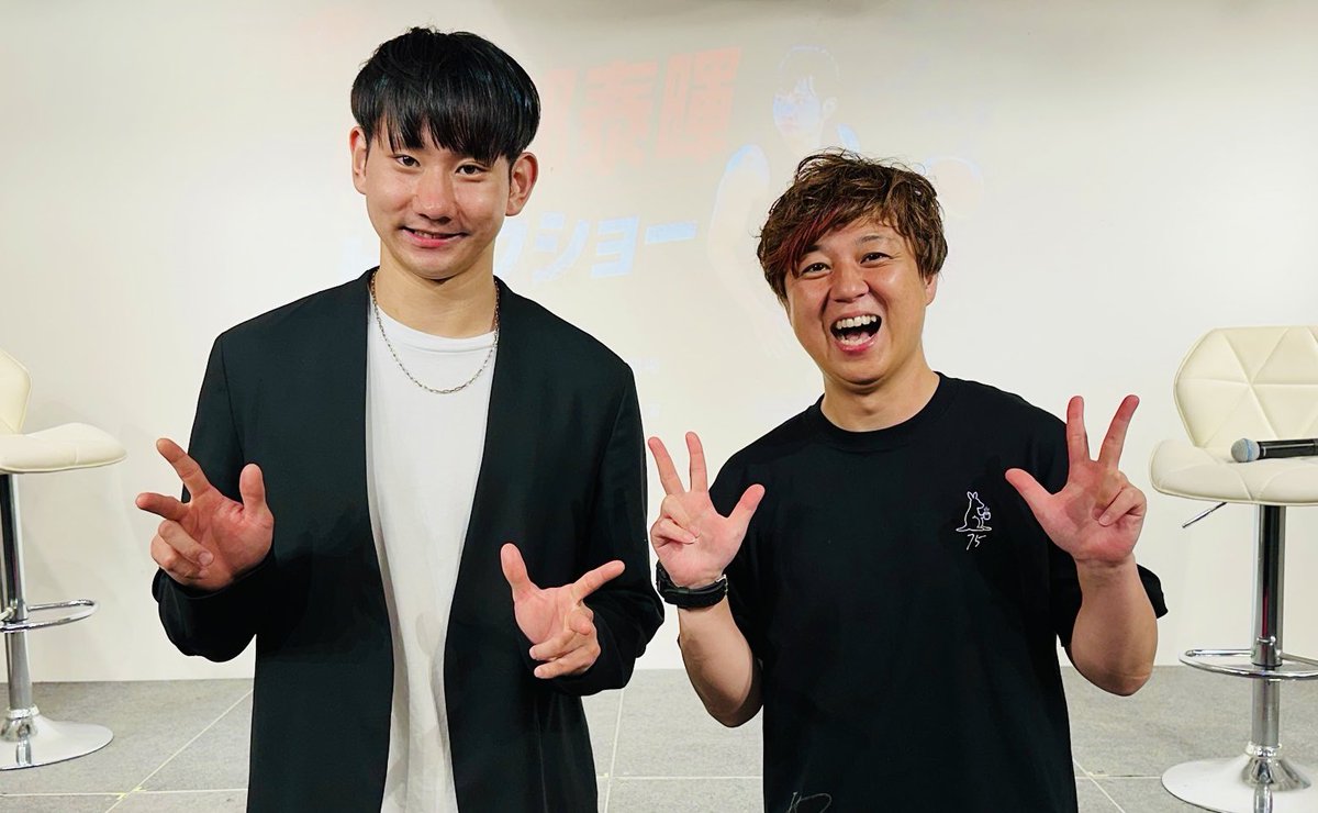 tatsuo0301's tweet photo. オサが楽屋で「後ろの席の人に何かしたい！」って言った時に人柄を感じました。
・
普段は見せない姿がたくさん発見でした💡
特に卵かけご飯！（かけてないやん！）
・
そして、改めて誕生日おめでとう🎂
・
#小酒部泰暉トークショー
#小酒部トークいける
#HIGHWALL
#小酒部泰暉 https://t.co/G2xGa44dIS