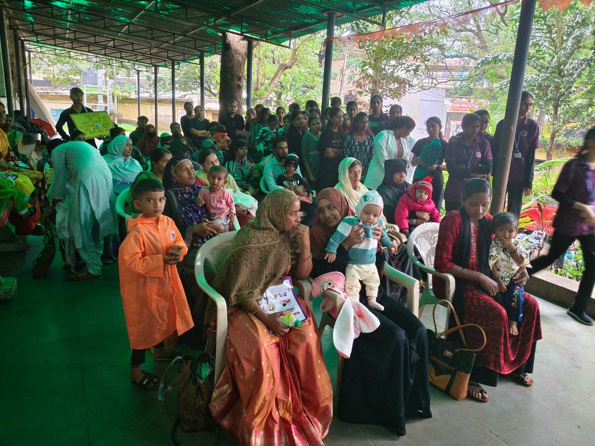 Shreeyanursing's tweet photo. 🤱 Celebrating #WorldBreastfeedingWeek 2026!

Shreeya College of Nursing, Dharwad, in association with IMA Dharwad, conducted an awareness programme highlighting the importance of breastfeeding for maternal and child health.

📍 Shreeya College, Dharwad
📞 9900041681, 9900041683 https://t.co/Sx11b8vLTg
