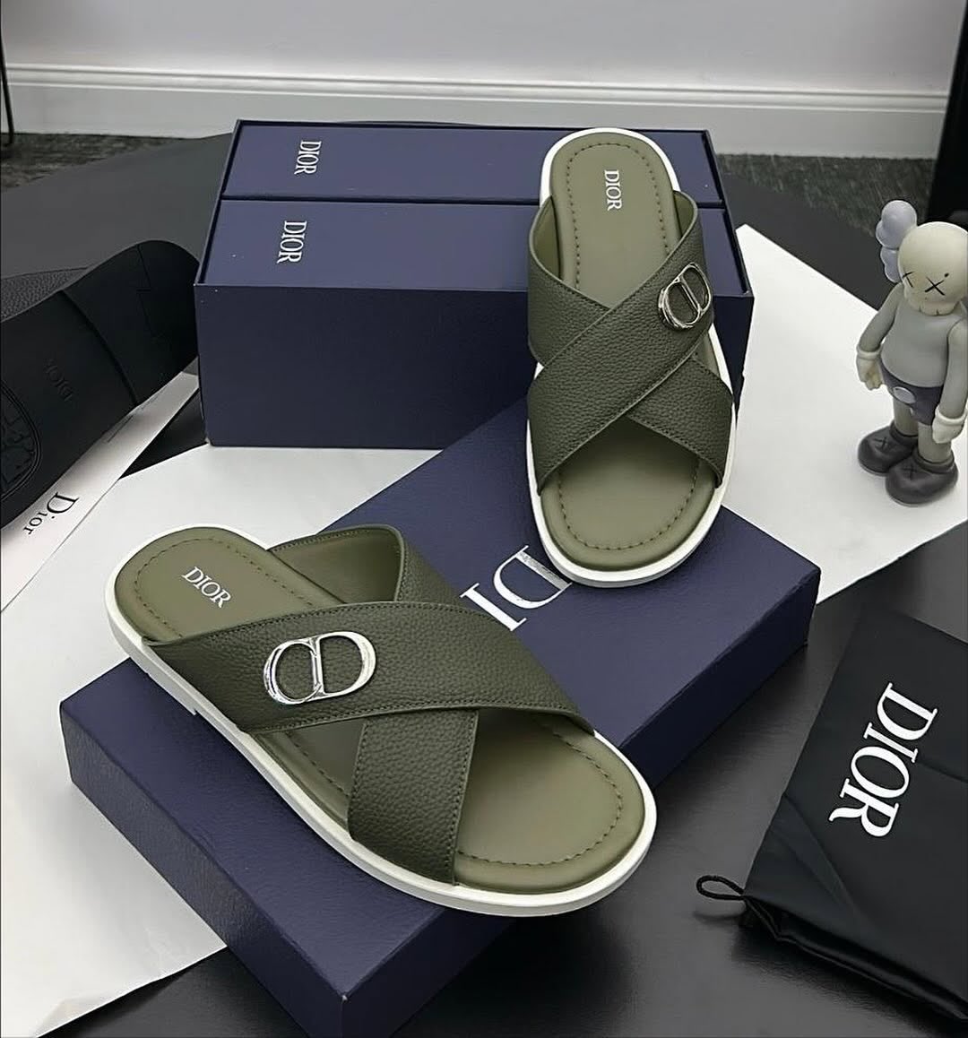 HMSshoes tweet picture