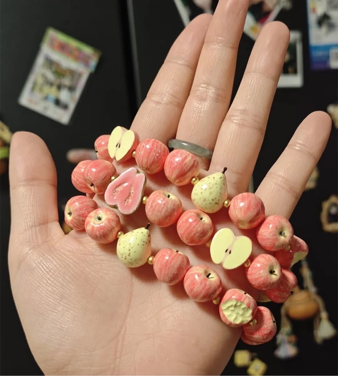 prtygal777's tweet photo. Apple Bracelet https://t.co/L9tHJL4EH7