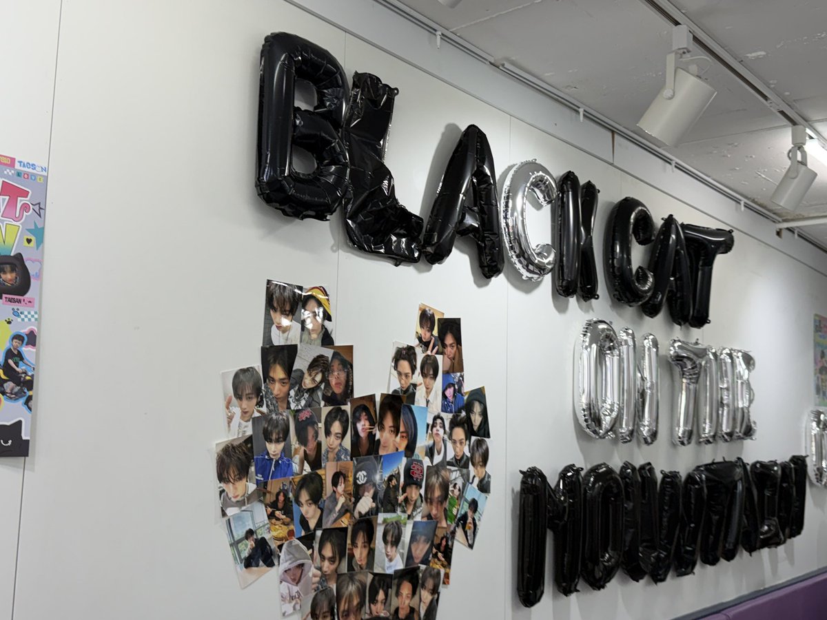 BND__mjt's tweet photo. #BLACK_CAT_on_the_MOUNTAIN 
미감 여기 짱이였다 45등 당첨 신나 👍 https://t.co/86Lf9y6ITc