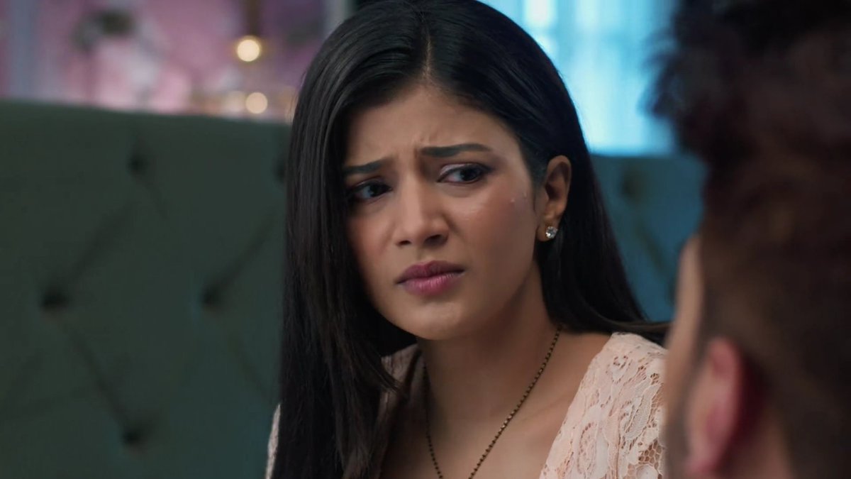 abhimaan_ishq's tweet photo. He wanted her to be a judge😭♥️

BEST JODI ABHIMAAN 

#BestJodiAbhiMaan
#abhimaan #yrkkh #yrkkh4 https://t.co/c2tpRuxqzs