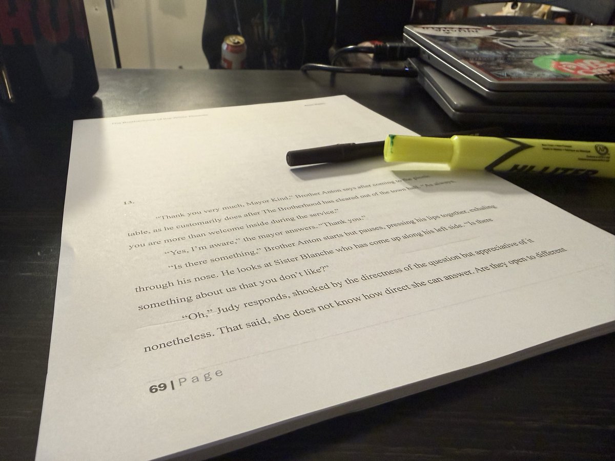 kand1974's tweet photo. #MutantFam #MutantMusic
#Creepshow soundtrack while I work on reviewing first draft of the #novella https://t.co/6rPyfRHyHh