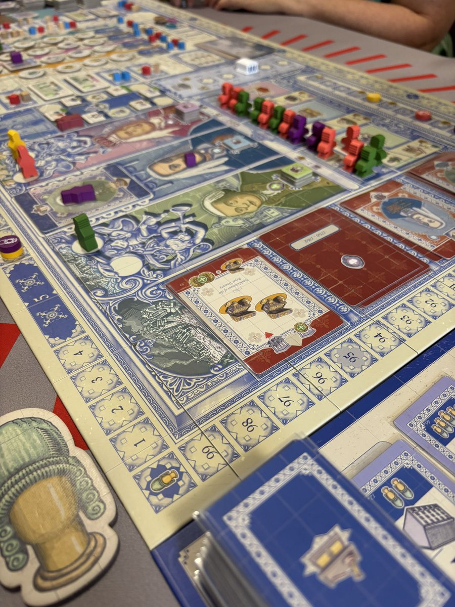 PogleWogle's tweet photo. First game of the day Lisboa. @thebof 93, Andrew M 83, Karen C 80, Me 50. #boardgames https://t.co/e8XOZbbeMr