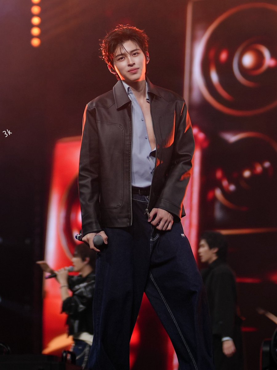 ailuo217's tweet photo. 🎙️🎙️

PONDPHUWIN FANFEST MACAU
#GMMTVFanfestInMacau2026
#ppnaravit 
#phuwintang https://t.co/tco2iFafeu