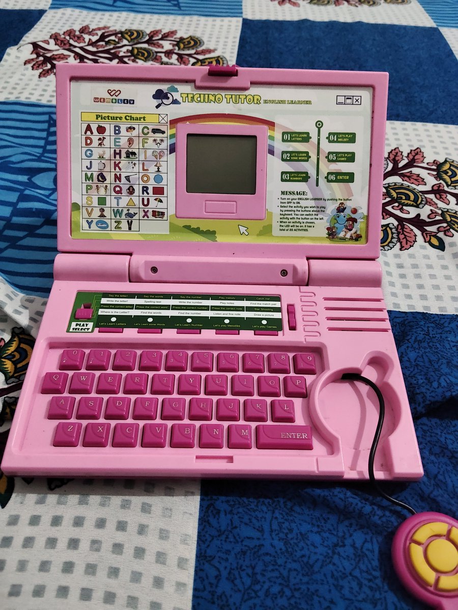 Huhhmeow's tweet photo. No Excel, no Power BI… only vibes and ABCD. 😂 https://t.co/y9d3Do7ERy