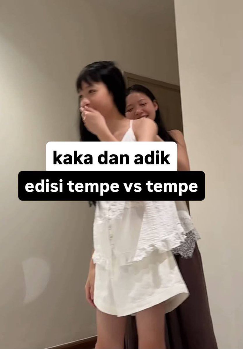 cermienc's tweet photo. Kakak adik lagi adu

https://t.co/DwODzj28rb
https://t.co/YRTAnr6l52 https://t.co/VYJVaSRxA9